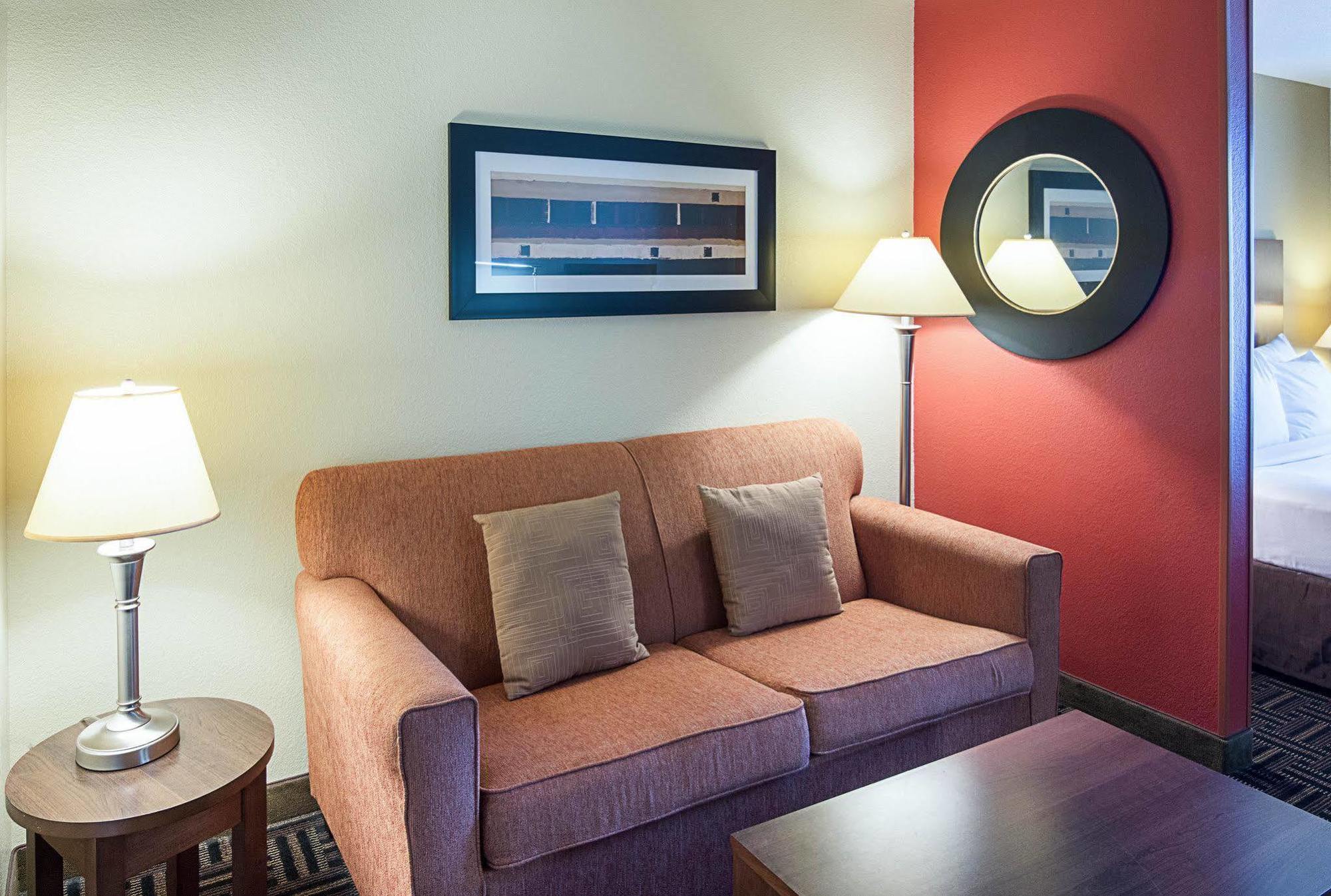 Comfort Suites Natchitoches Buitenkant foto